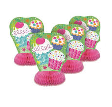 Cupcake table decoration