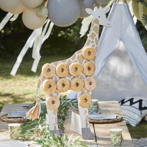 Giaffe Donut Stand